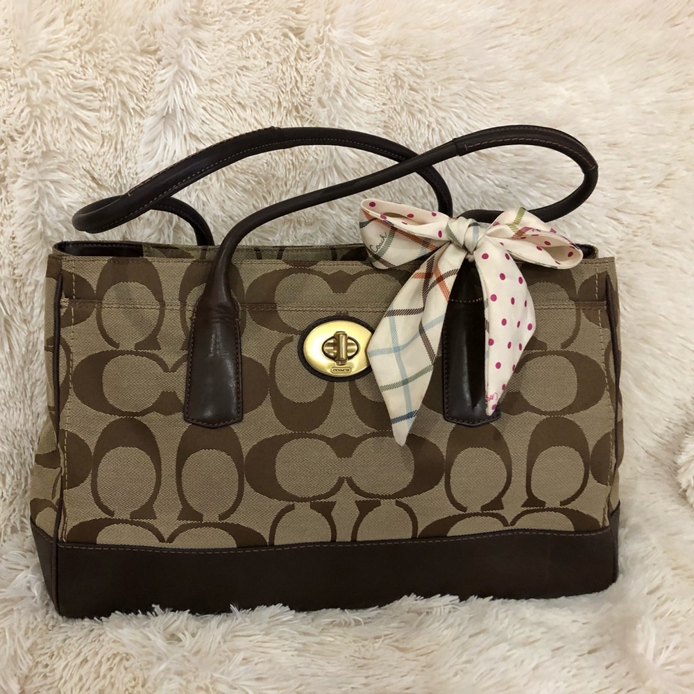 Coach shoulder bag